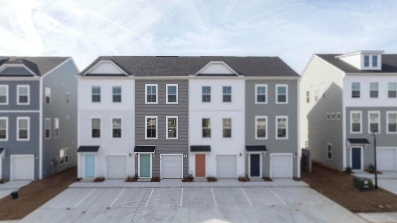 4633 Forest Hills Drive - Photo 1
