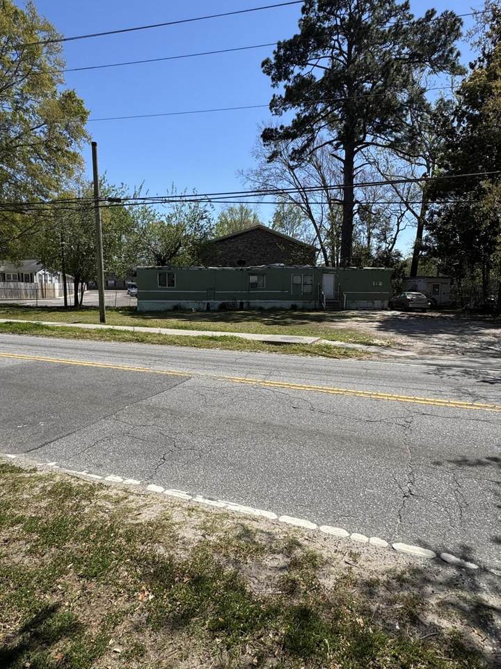 https://bt-photos.global.ssl.fastly.net/charleston/1280_boomver_1_26010394-2.jpg