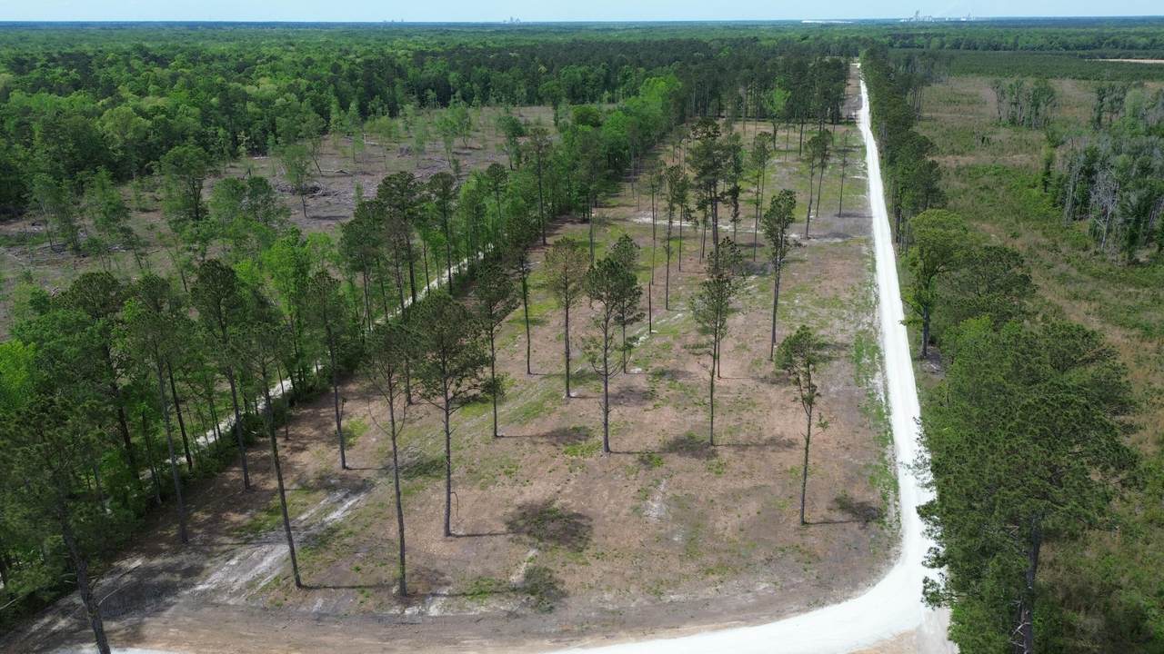 2 Highway 27 - Photo 1