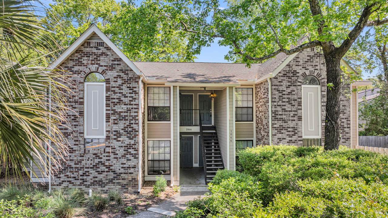 1866 Montclair Drive - Photo 1