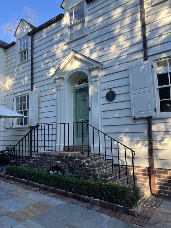 8 Ford Court - Photo 1