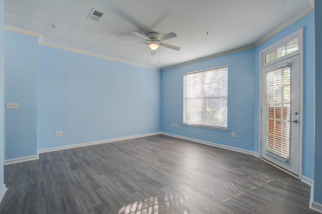45 Sycamore Avenue - Photo 1