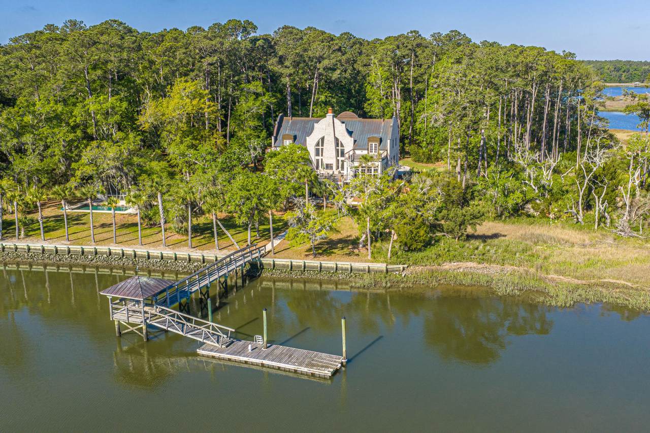 https://bt-photos.global.ssl.fastly.net/charleston/1280_boomver_1_26010951-2.jpg