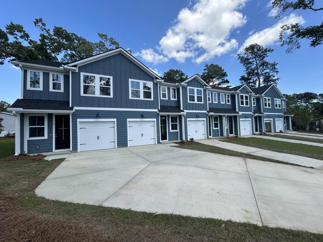 121 Berry Shoals Drive - Photo 1