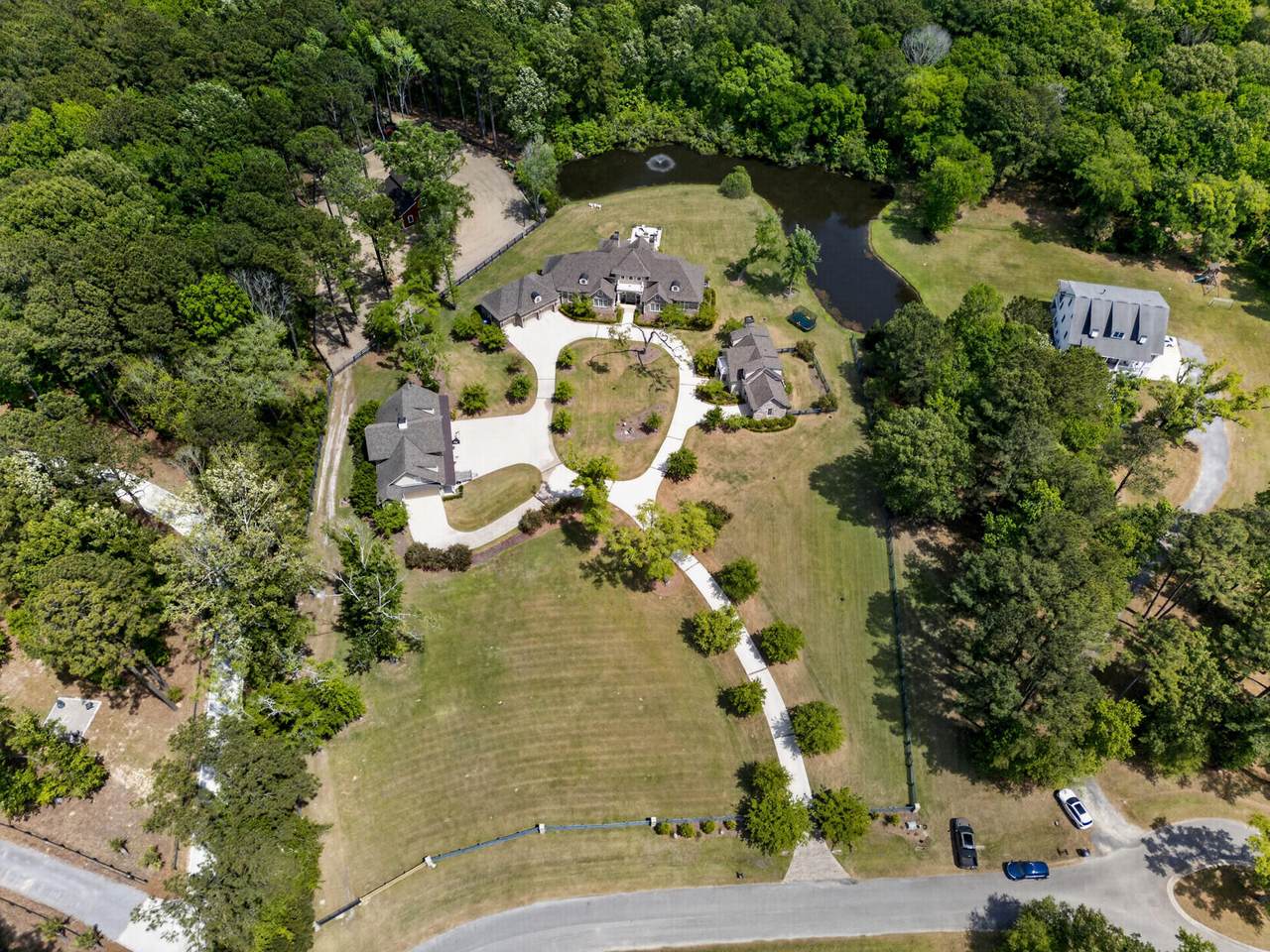 https://bt-photos.global.ssl.fastly.net/charleston/1280_boomver_1_26011054-2.jpg