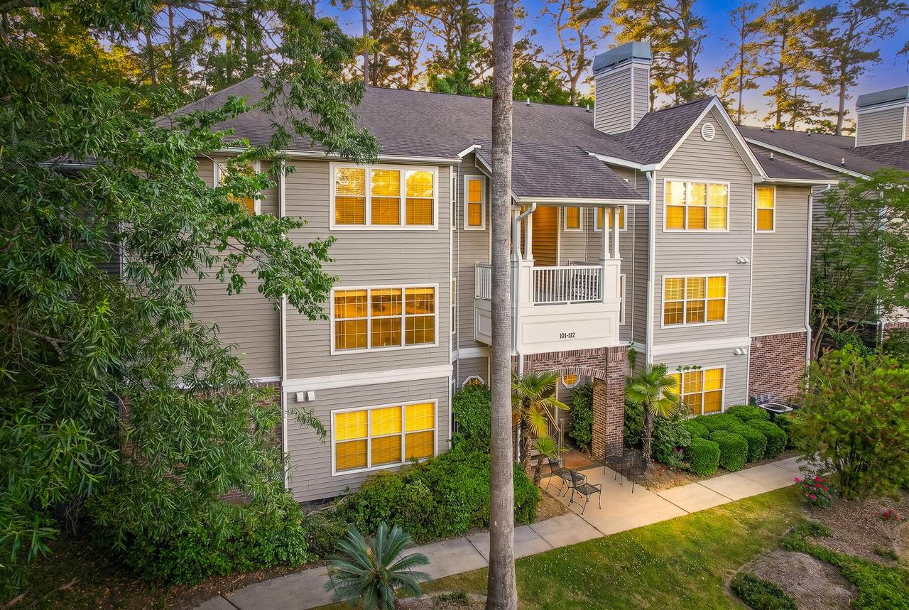 188 Midland Parkway - Photo 1