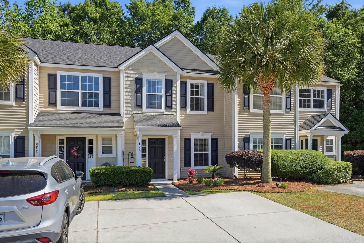 1295 Island Club Drive - Photo 1