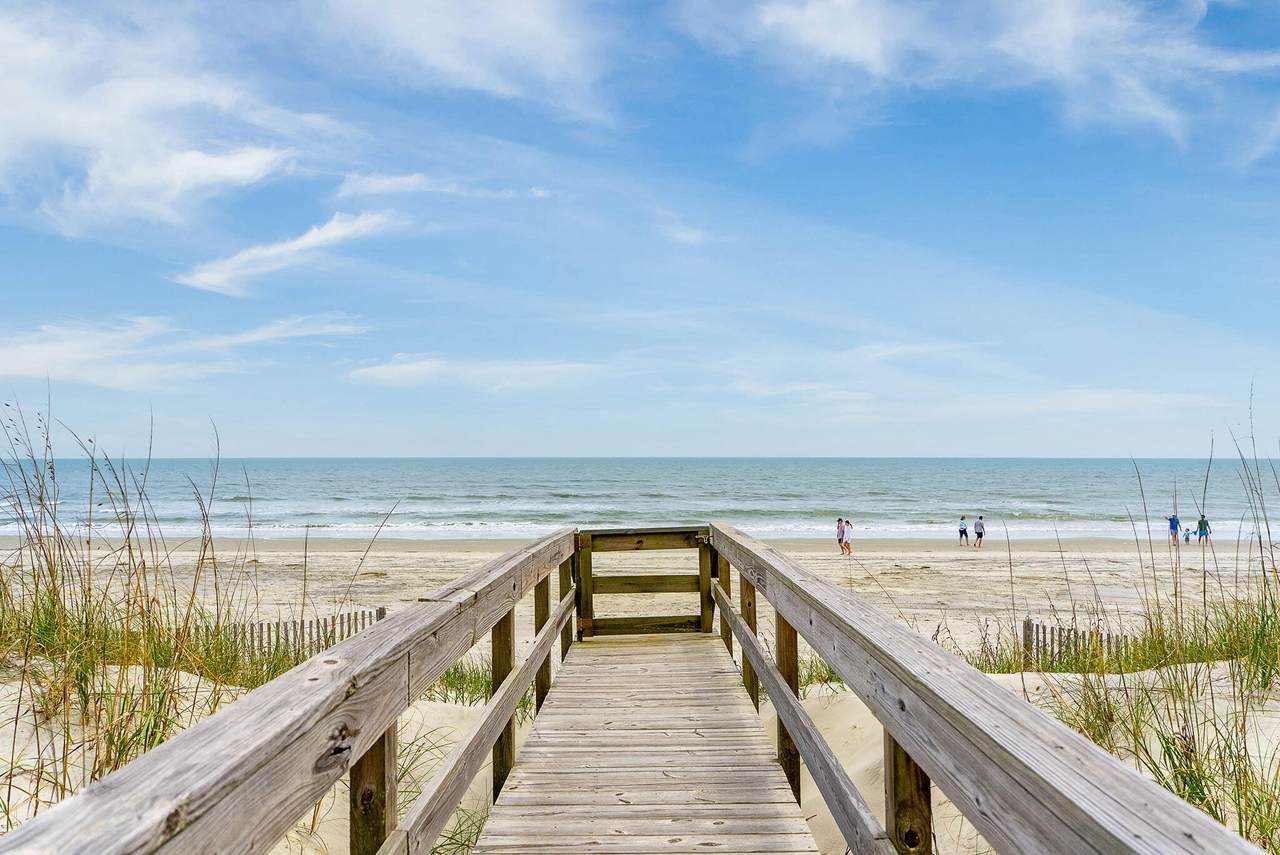 https://bt-photos.global.ssl.fastly.net/charleston/1280_boomver_1_26011673-2.jpg