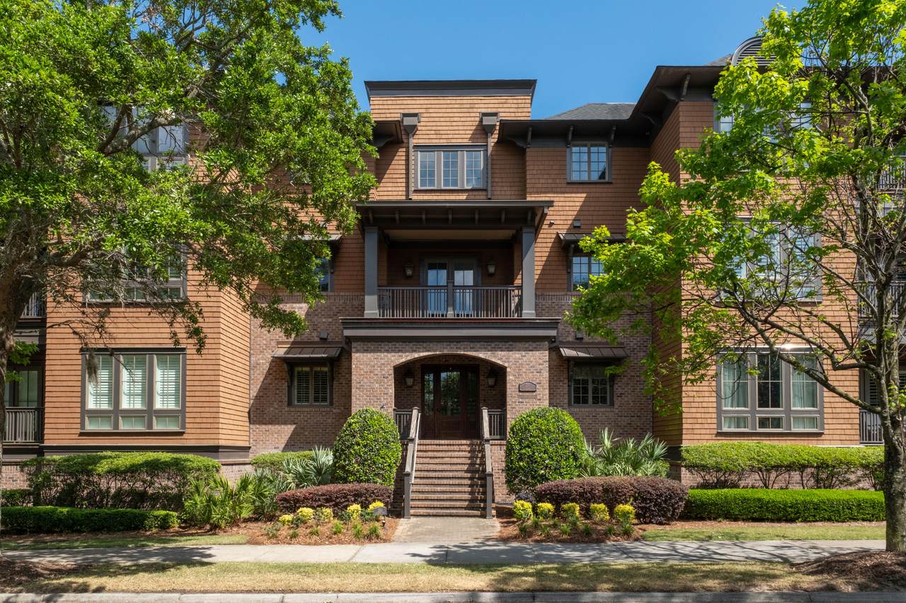 250 Island Park Drive - Photo 1