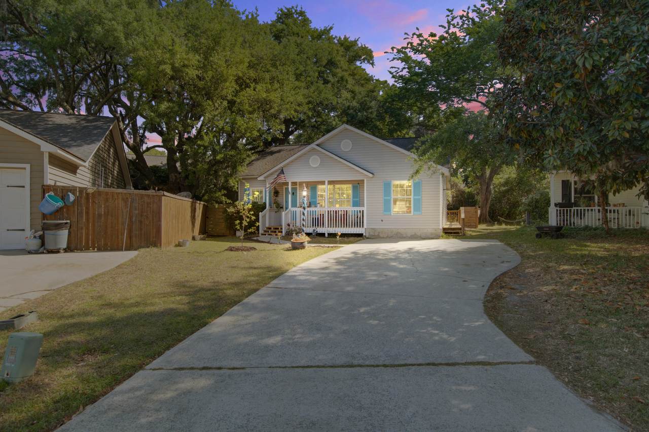 2354 Soling Court - Photo 1