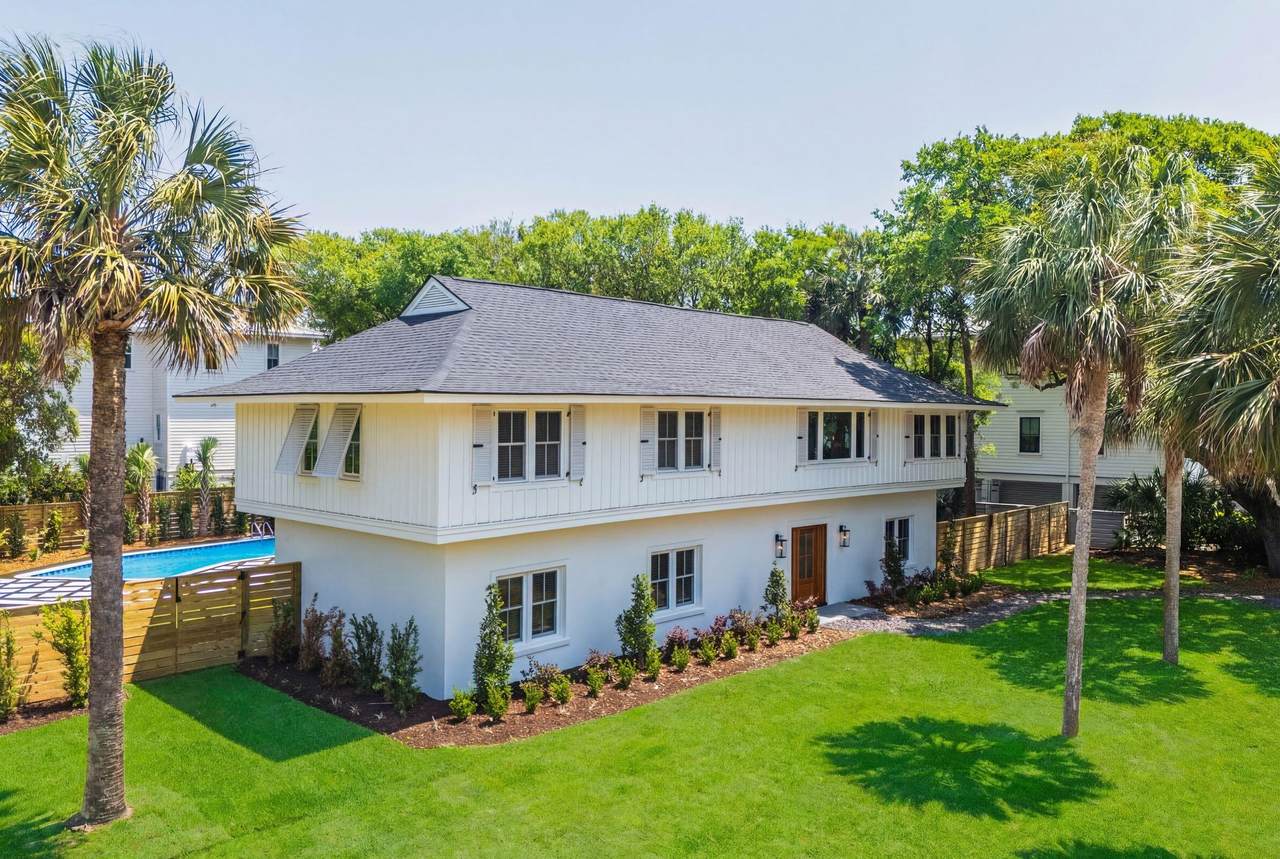 8 46th Avenue - Photo 1