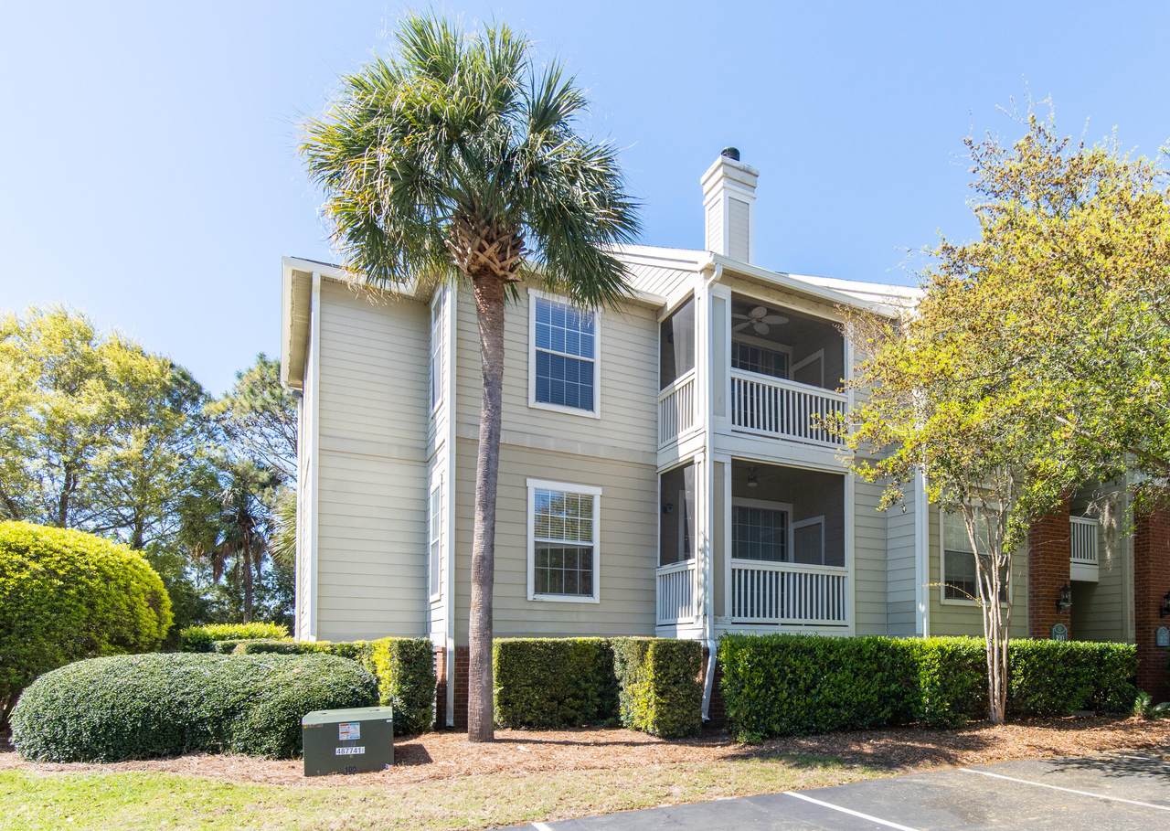 1600 Long Grove Drive - Photo 1