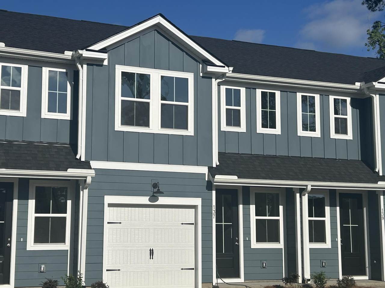 137 Berry Shoals Drive - Photo 1