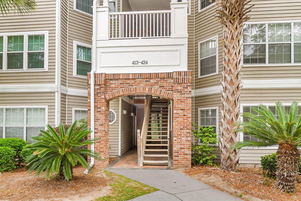 188 Midland Parkway - Photo 1