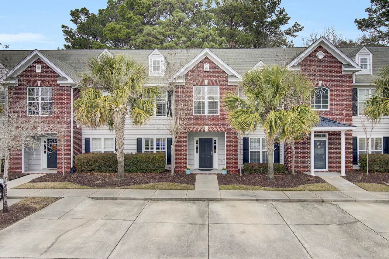 1443 Wellbrooke Lane - Photo 1
