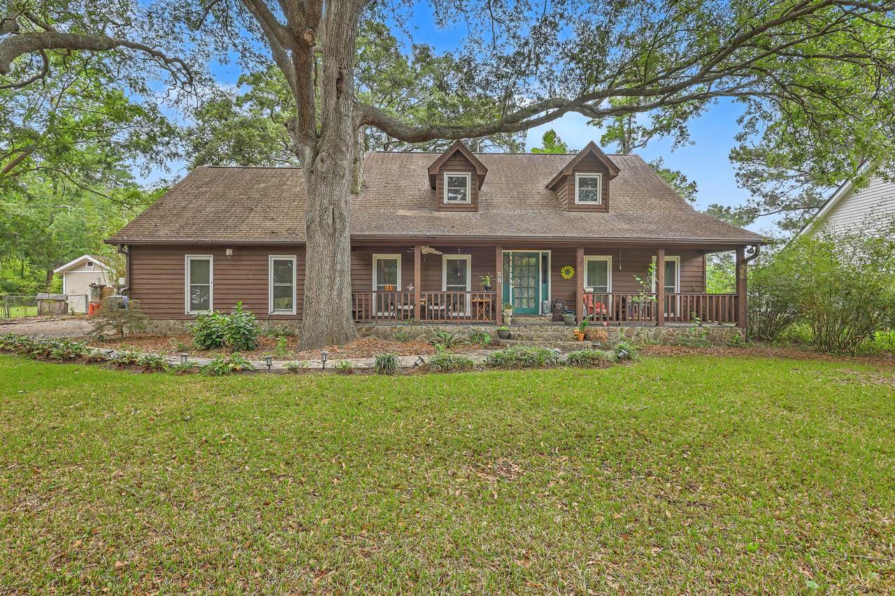 38 Crosscreek Drive - Photo 1