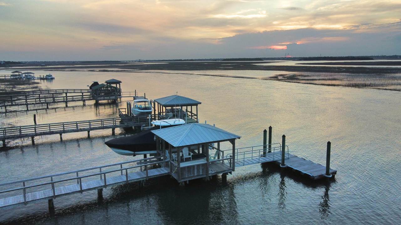 https://bt-photos.global.ssl.fastly.net/charleston/1280_boomver_1_26012574-2.jpg