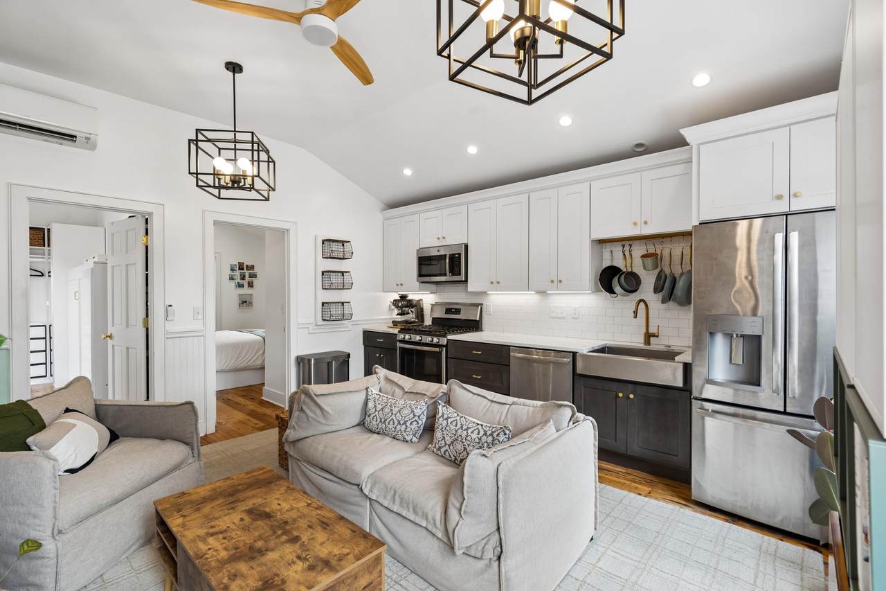 7 Kyle Place - Photo 1