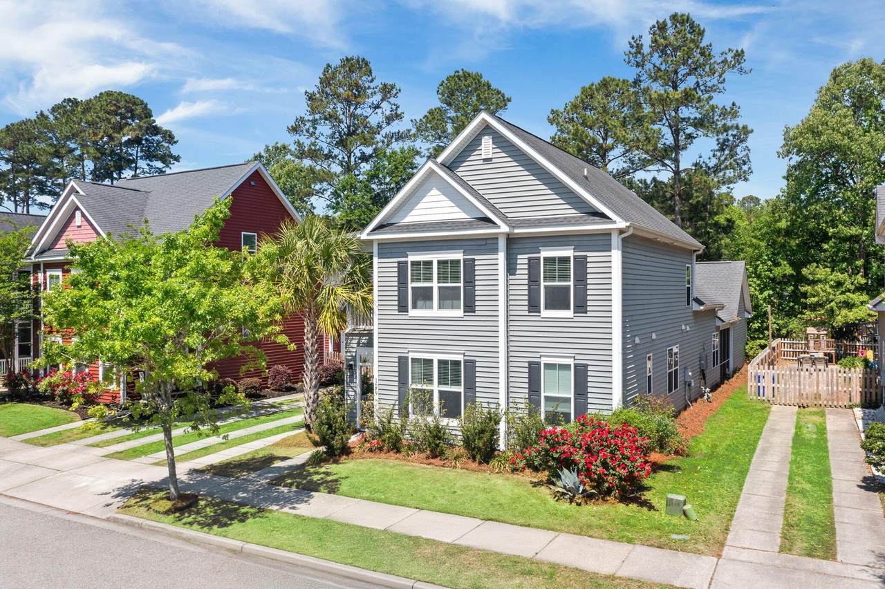 1679 Seabago Drive - Photo 1