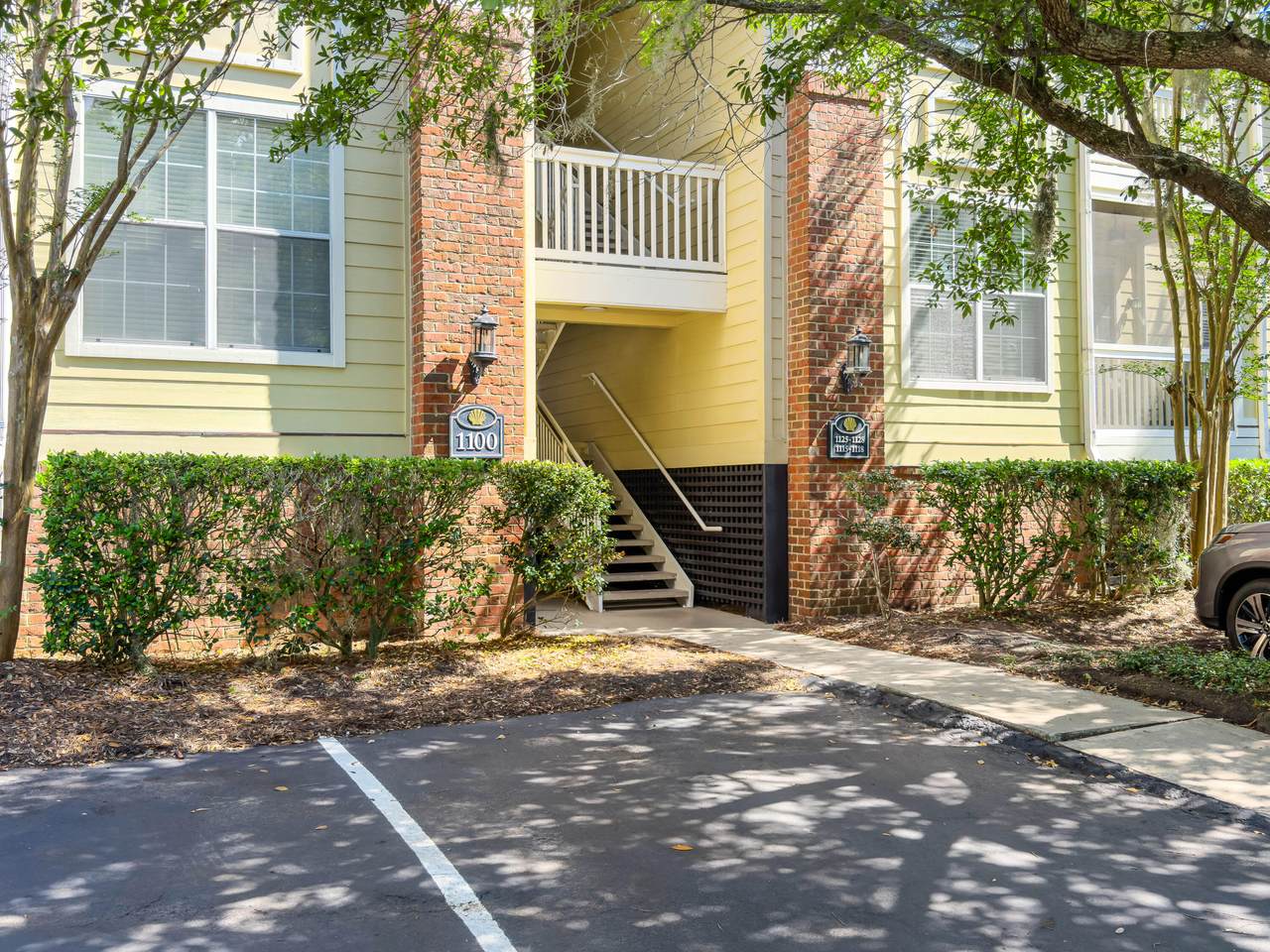 1600 Long Grove Drive - Photo 1