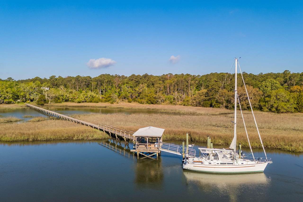 https://bt-photos.global.ssl.fastly.net/charleston/1280_boomver_1_26013078-2.jpg