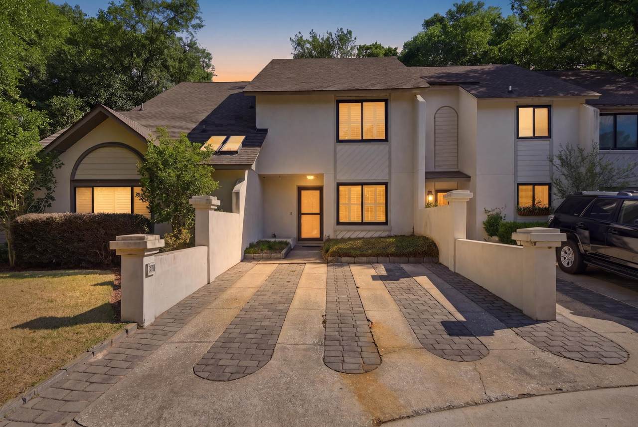 321 Lapwing Lane - Photo 1