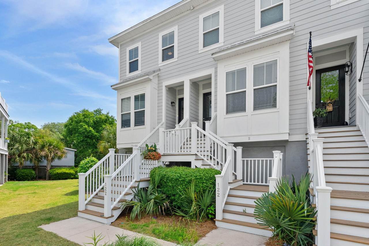 122 Howard Mary Drive - Photo 1