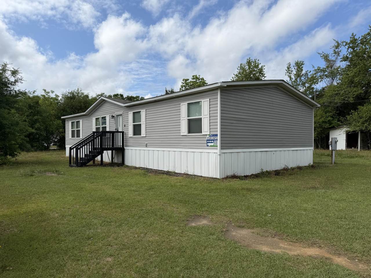 4616 Easy Street - Photo 1