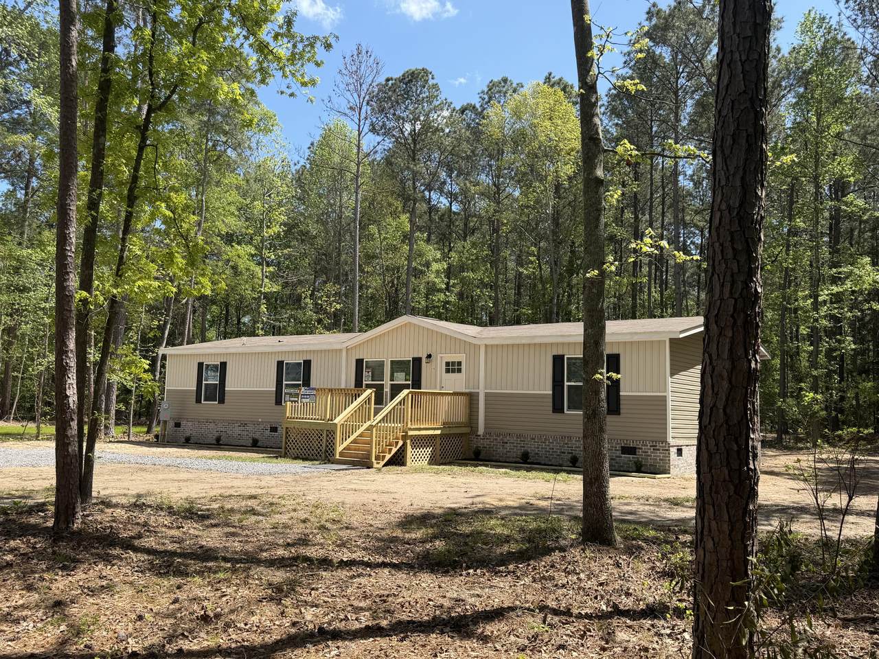 115 Ash Hill Drive - Photo 1