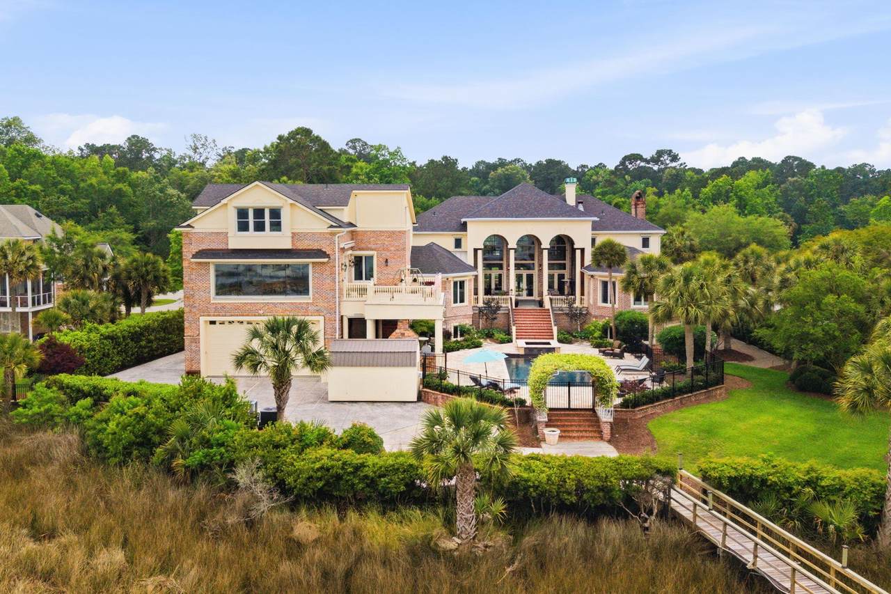 https://bt-photos.global.ssl.fastly.net/charleston/orig_boomver_1_26013505-2.jpg