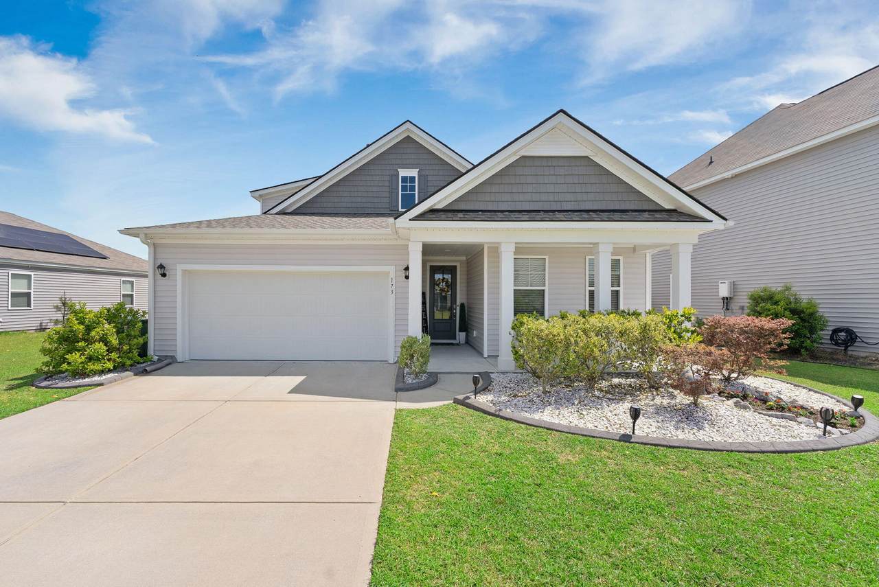 173 Greenwich Drive - Photo 1