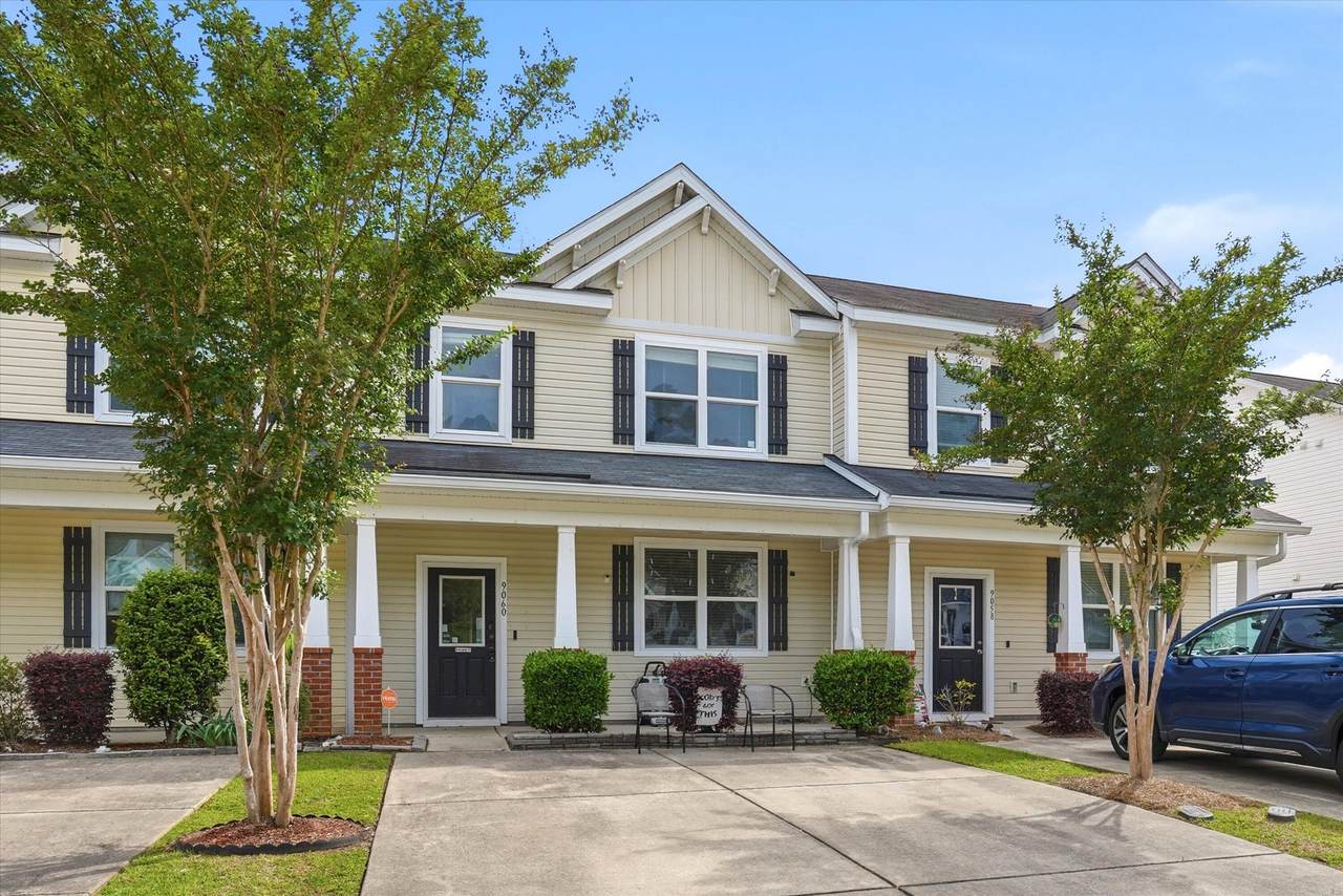 9060 Parlor Drive - Photo 1