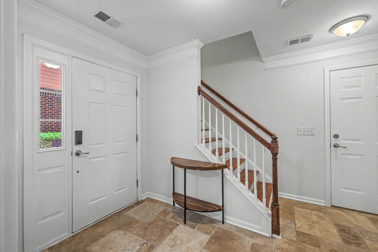 https://bt-photos.global.ssl.fastly.net/charleston/1280_boomver_1_26013652-2.jpg