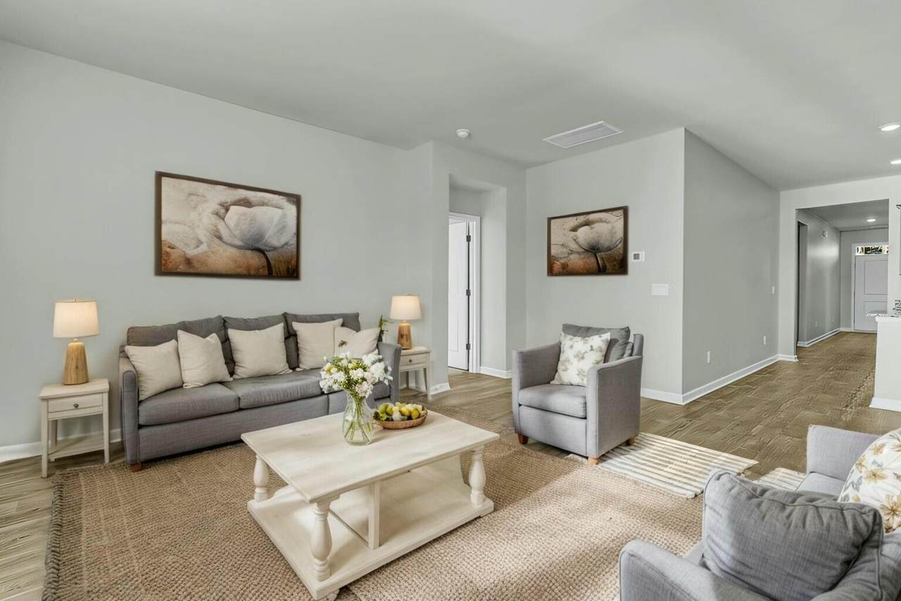 229 Grand View Crossing - Photo 1