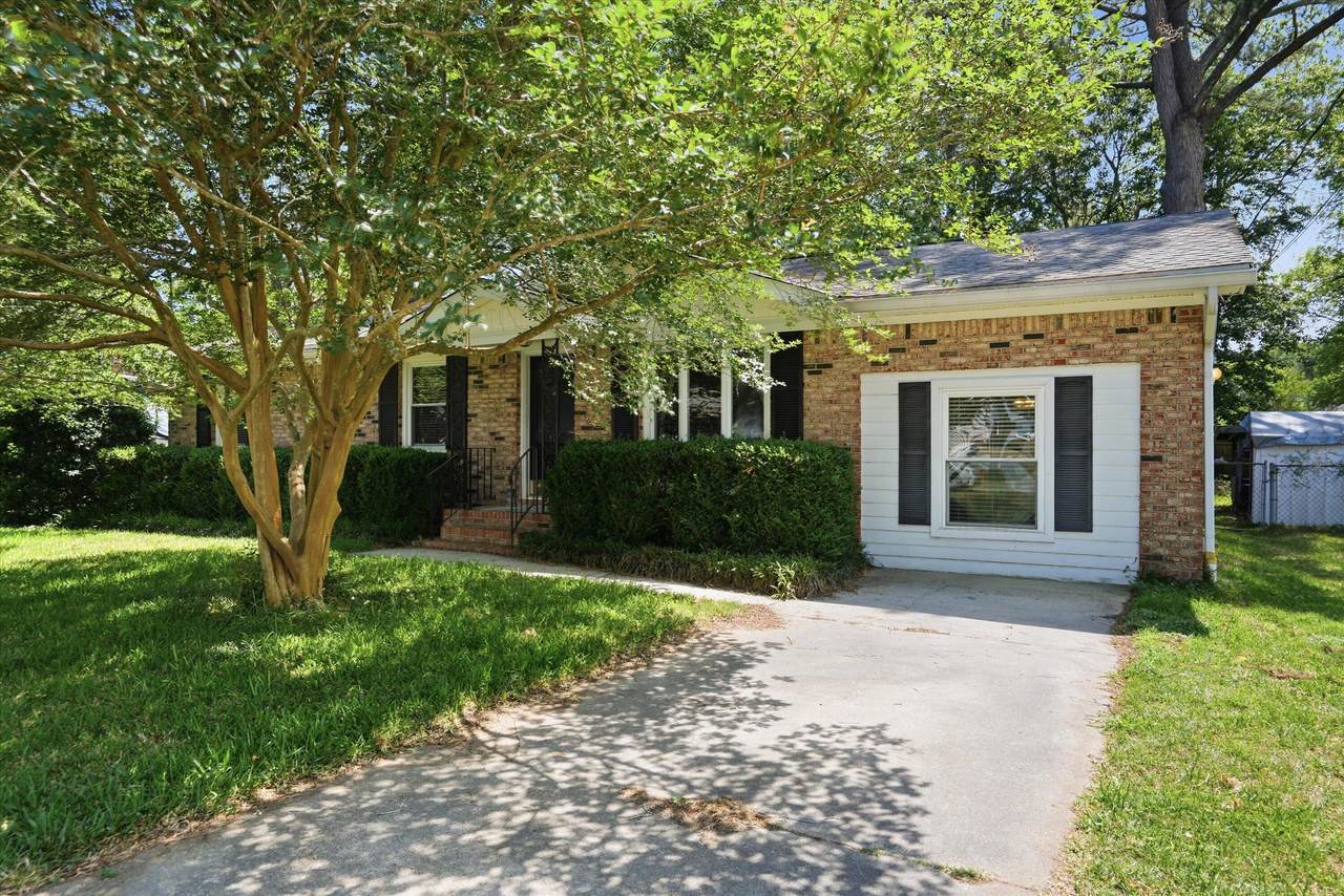 417 Cessna Avenue - Photo 1