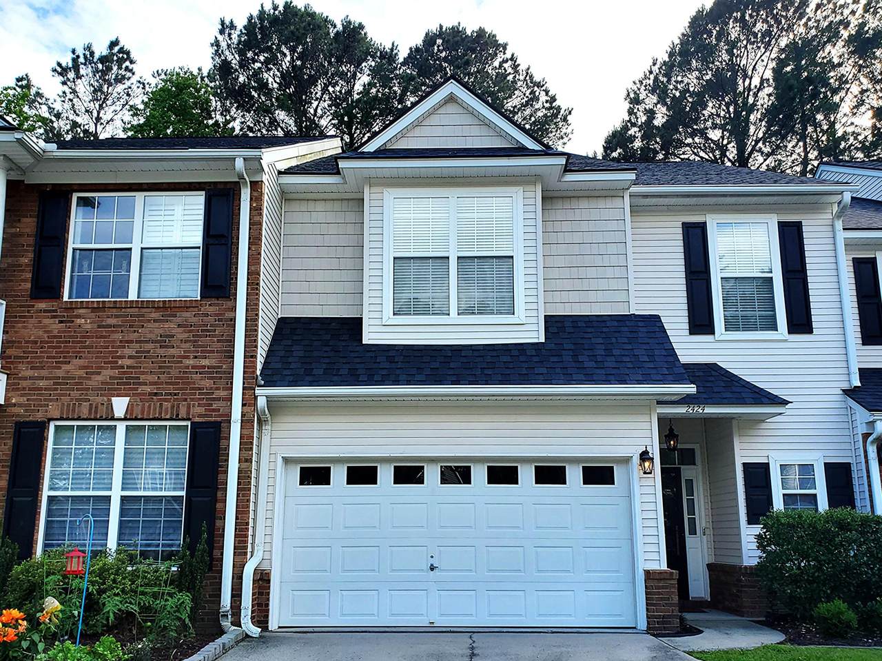 2424 Draymohr - Photo 1