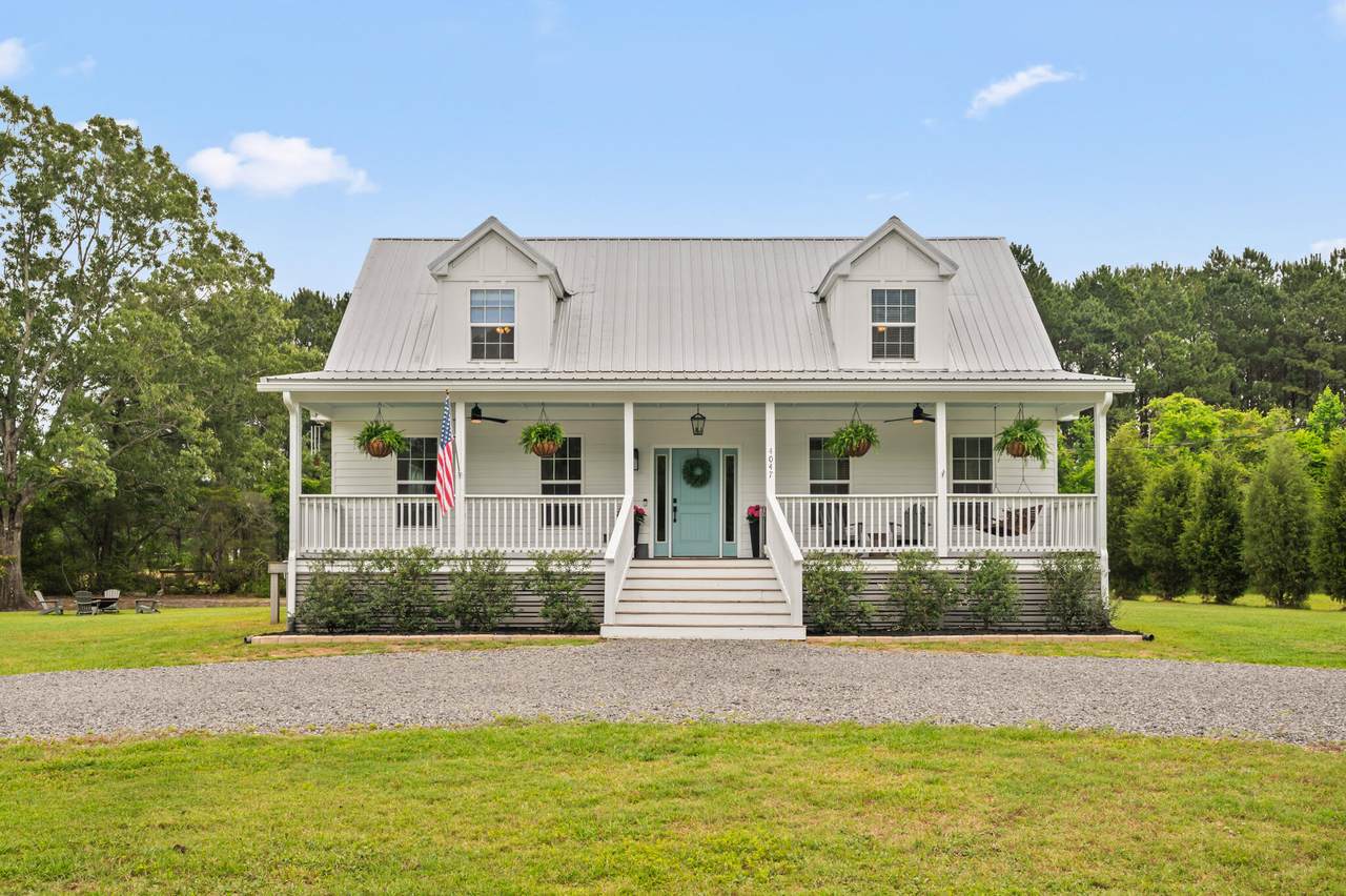 4047 Crestmont Street - Photo 1
