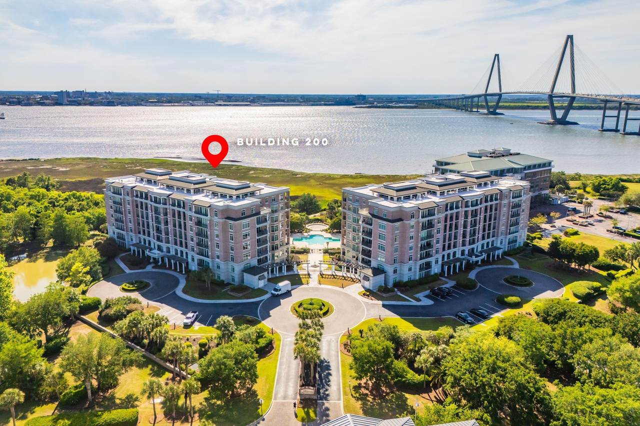 https://bt-photos.global.ssl.fastly.net/charleston/1280_boomver_1_26014092-2.jpg