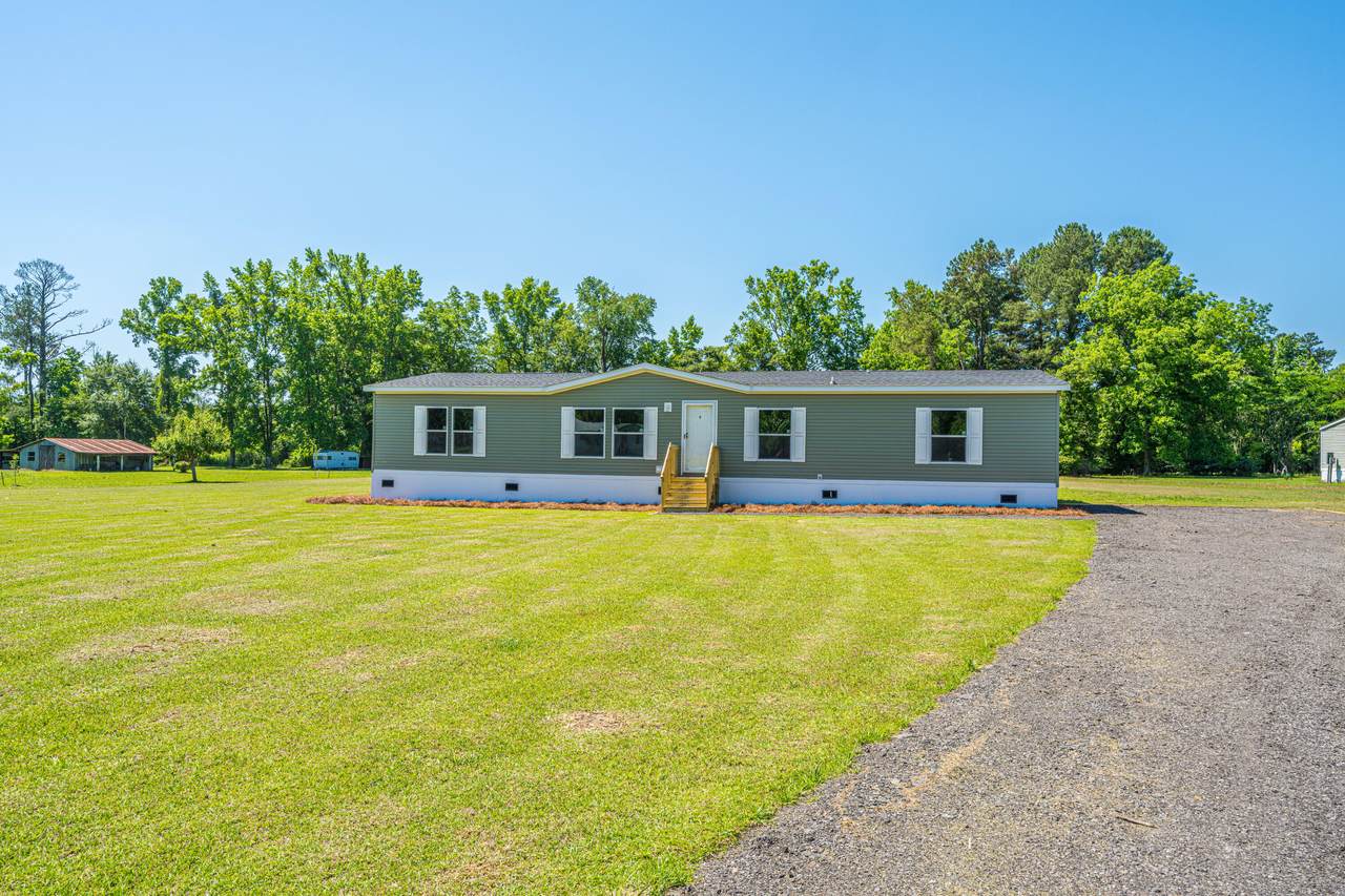 496 1st Texas Road - Photo 1