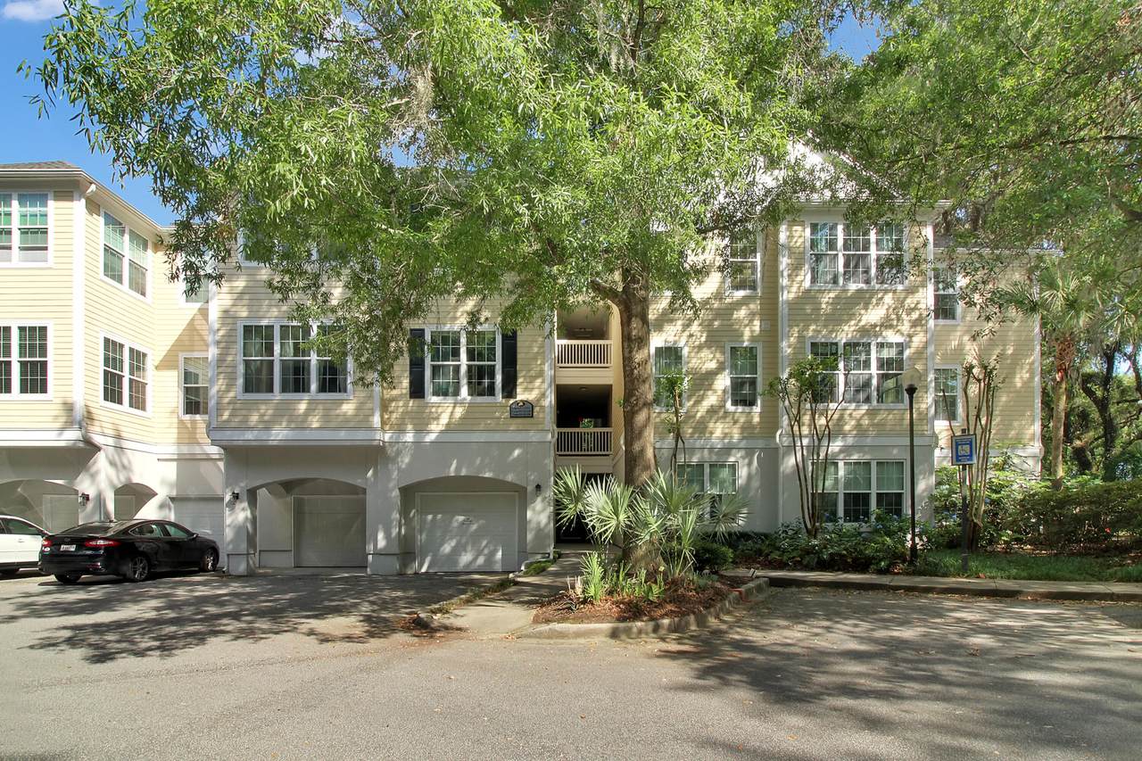 60 Fenwick Hall Allee Alley - Photo 1