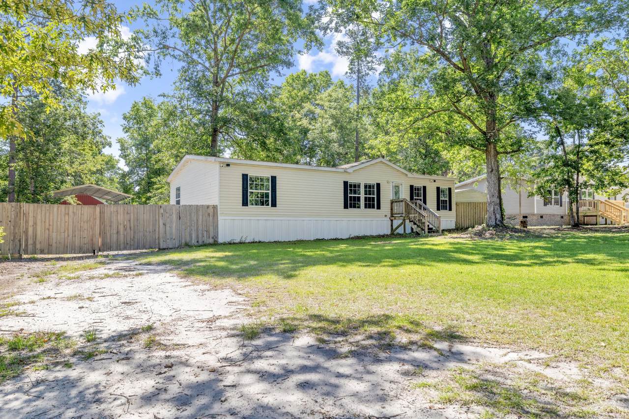 1040 Longpoint Road - Photo 1