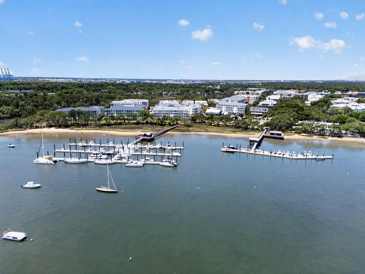 https://bt-photos.global.ssl.fastly.net/charleston/1280_boomver_1_26015253-2.jpg