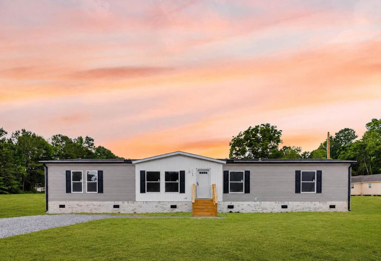 1185 Forty-One Road - Photo 1