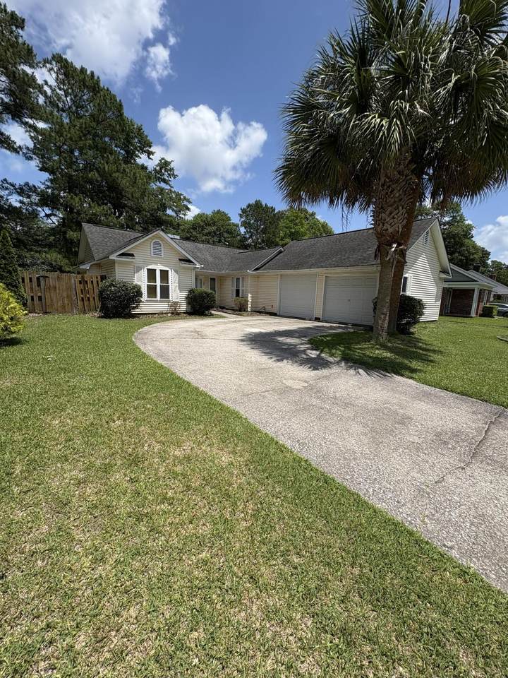 https://bt-photos.global.ssl.fastly.net/charleston/1280_boomver_1_26015499-2.jpg