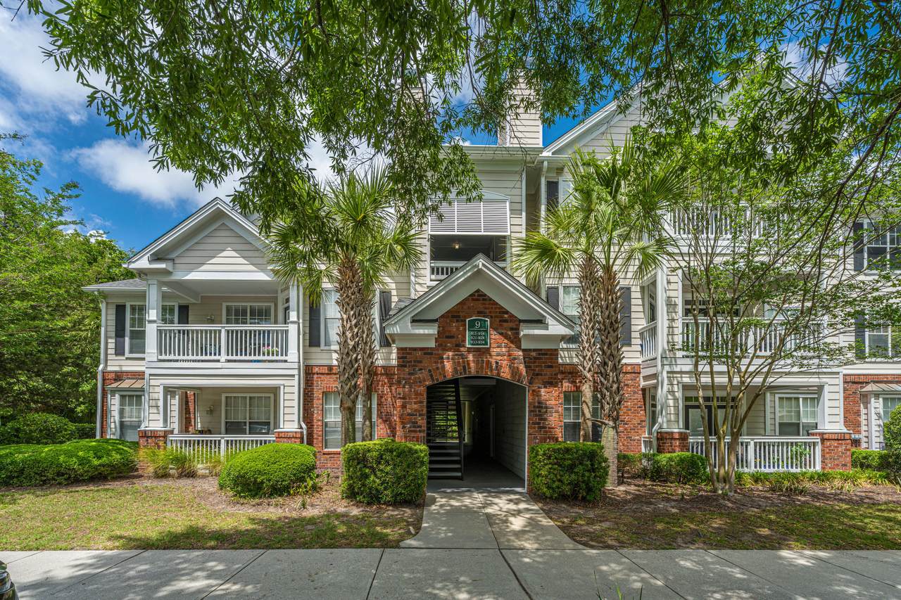 45 Sycamore Avenue - Photo 1