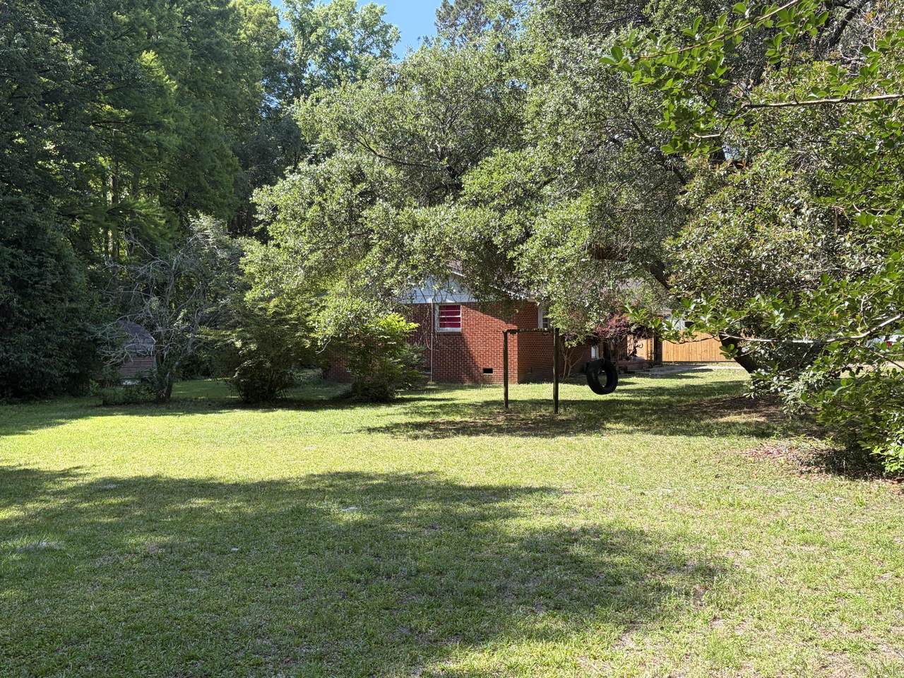 https://bt-photos.global.ssl.fastly.net/charleston/1280_boomver_1_26015669-2.jpg