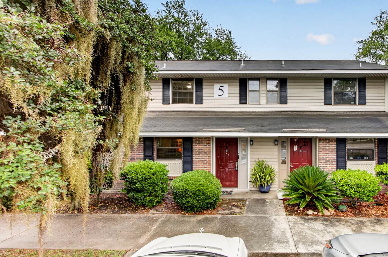 2362 Parsonage - Photo 1