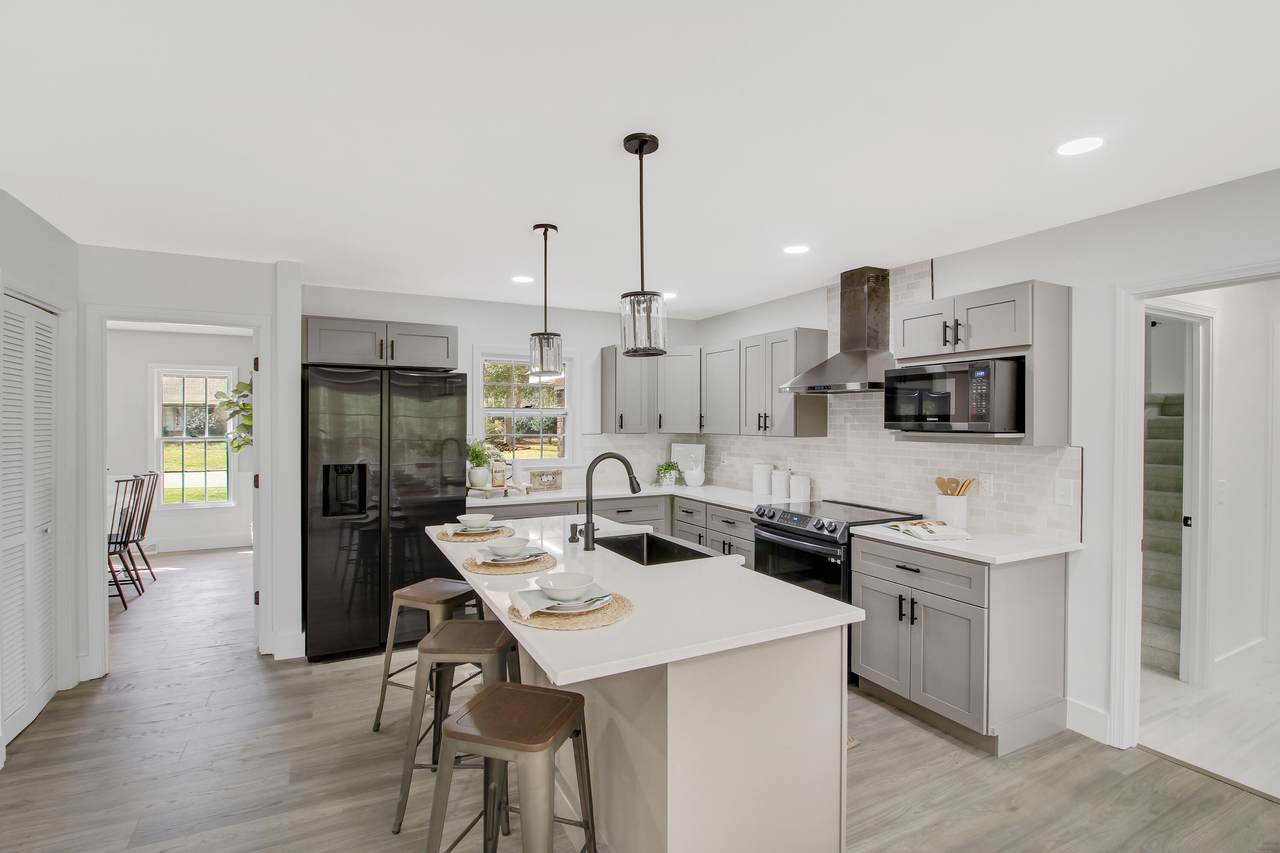 305 Mayfield Street - Photo 1