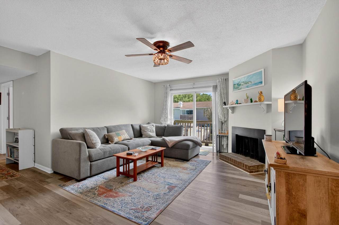 1402 Camp Road - Photo 1