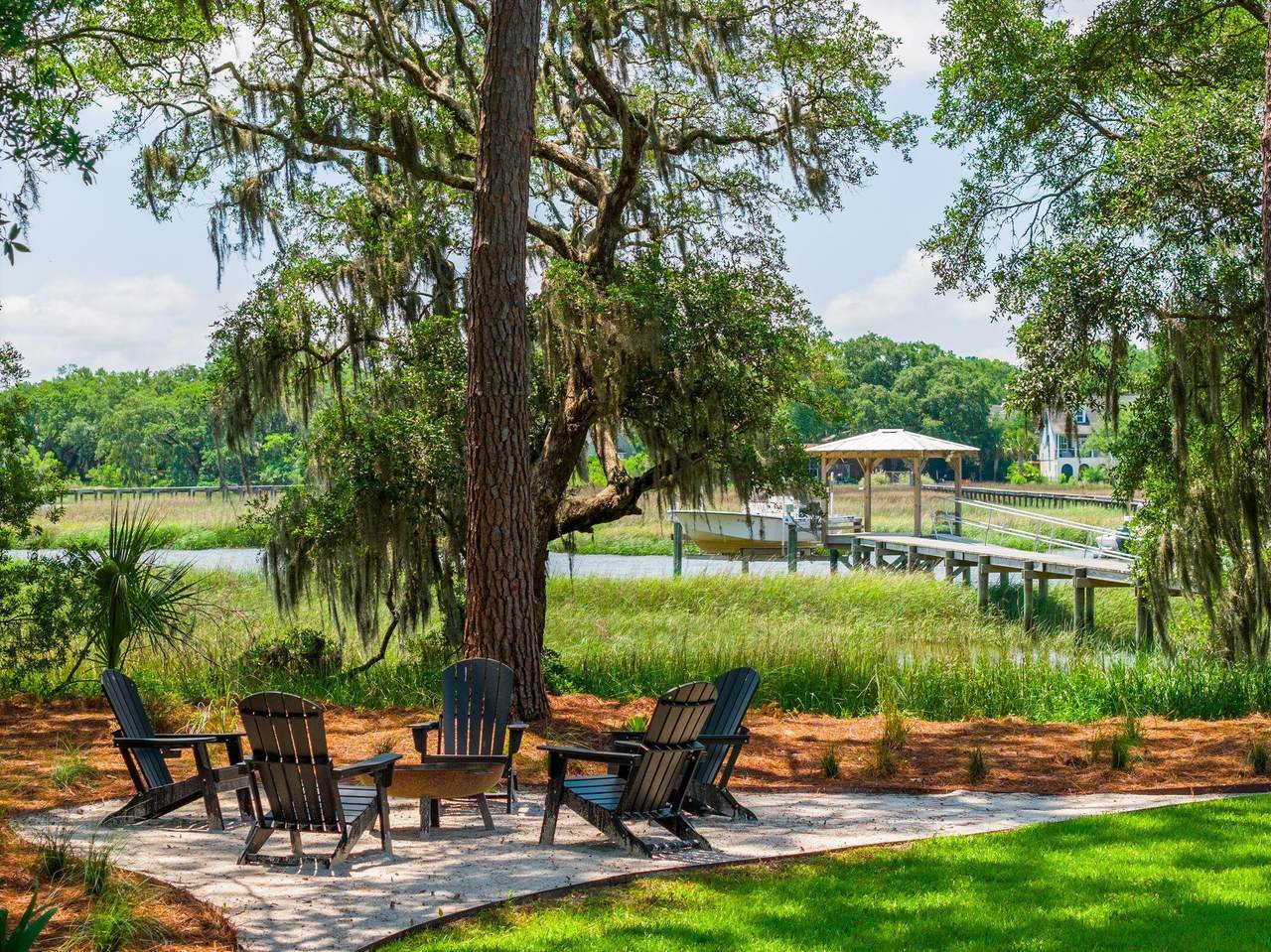https://bt-photos.global.ssl.fastly.net/charleston/1280_boomver_1_26016314-2.jpg